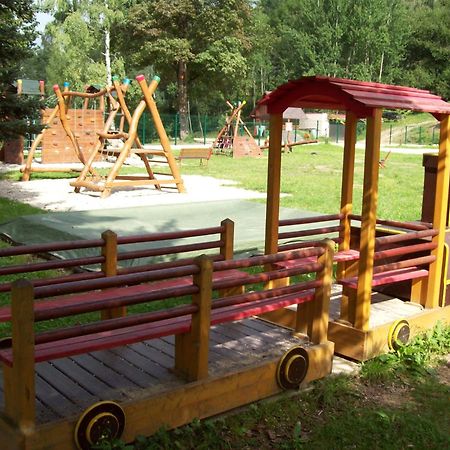 Apartmany A Chalupa Tara Albrechtice v Jizerskych horach Luaran gambar