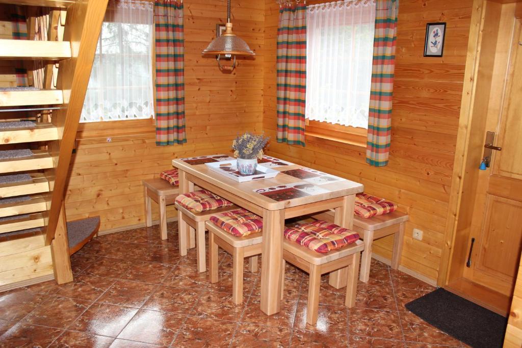 Apartmany A Chalupa Tara Albrechtice v Jizerskych horach Bilik gambar